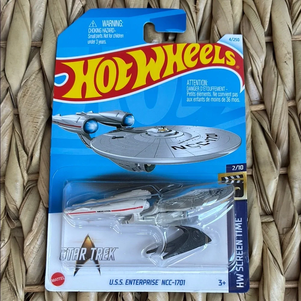 Star Trek USS Enterprise Hot Wheels Mattel Startrek Space Ship Hotwheels 🆕 2024